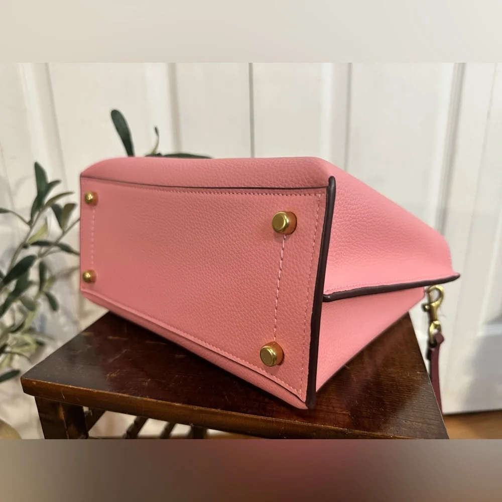 Coach Willow tote 24 colorblock pink purple crossbody convertible - Picture 6 of 16